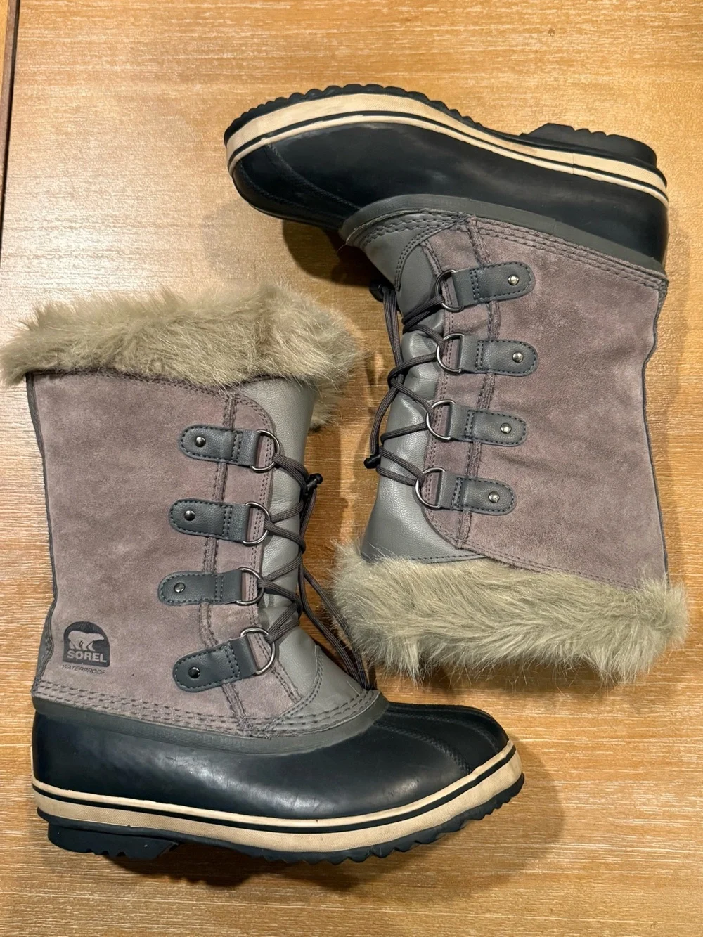 Sorel Youth Joan of Arctic Winter Boot Waterproof Insulated Quarry US 6 EU 38